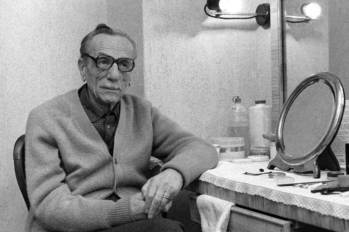 Eduardo De Filippo è considerato uno dei principali autori teatrali italiani del Novecento