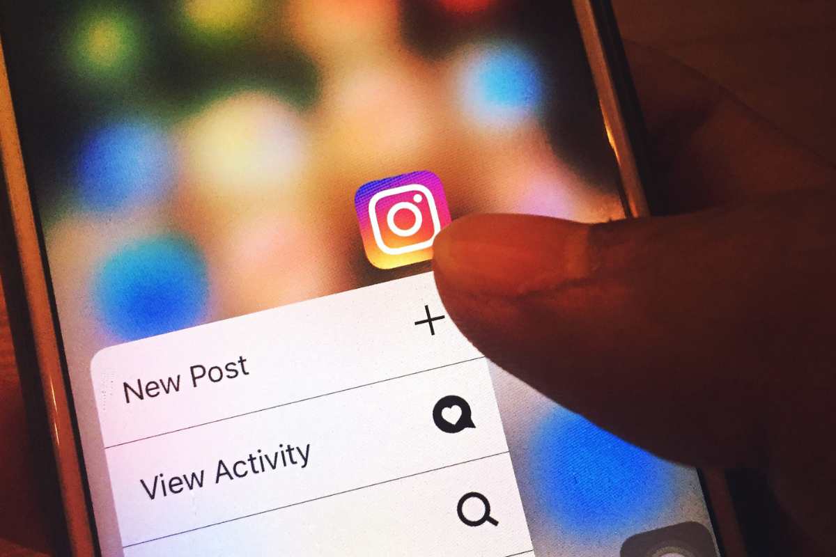 Il trucco geniale per passare inosservati su Instagram e Facebook