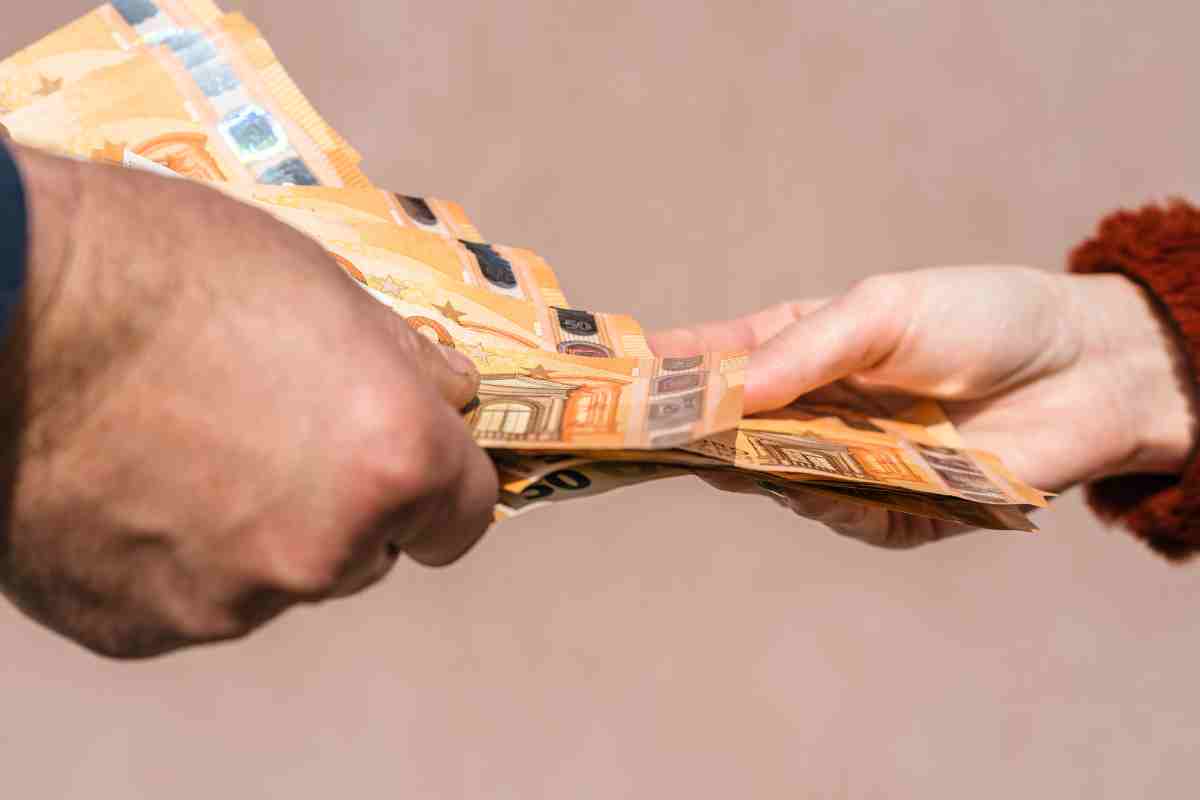 In arrivo aumenti INPS fino a 735 euro