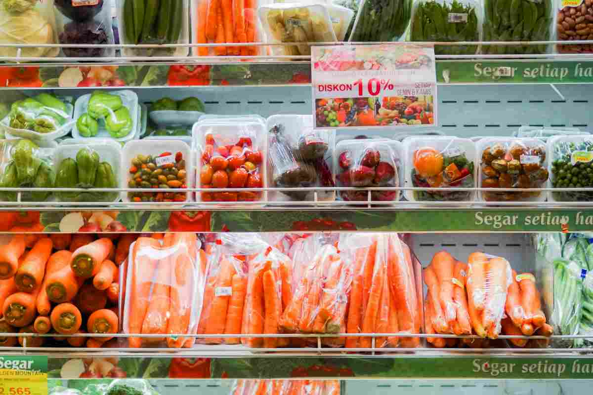 Verdure confezionate al supermercato
